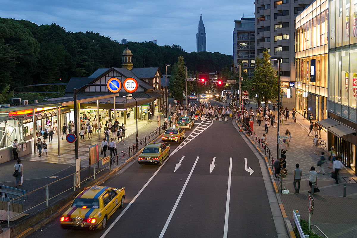 1200px JRE Harajuku Station 07 - Harajuku Shop